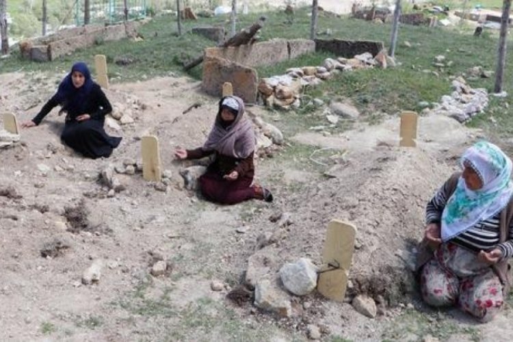 Erzurum'da kız ka&ccedil;ırma husumeti katliama d&ouml;n&uuml;şt&uuml;! Geriye 4 acılı eş kaldı