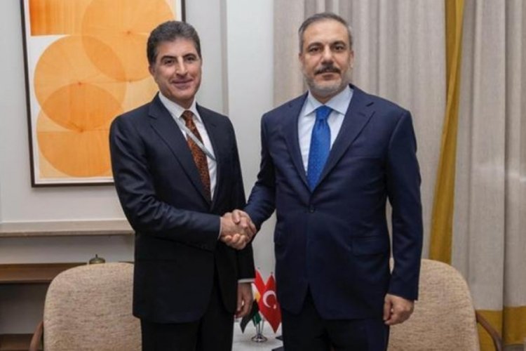 Dışişleri Bakanı Hakan Fidan, IKBY Başkanı Barzani ile g&ouml;r&uuml;şt&uuml;