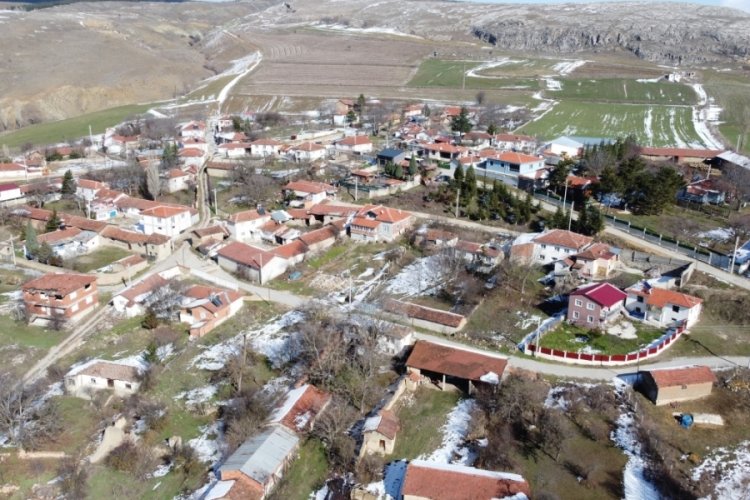 Eski eşyalarla ata mirasını yaşatıyor!
