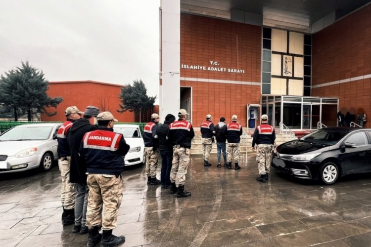 Gaziantep'te ka&ccedil;ak g&ouml;&ccedil;men organizat&ouml;r&uuml; operasyonu