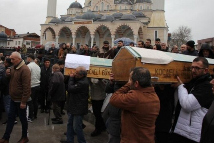 Kocaeli ve İzmir'de dede ve torunu 1 g&uuml;n arayla hayata veda etti