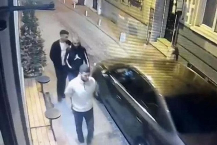 İstanbul'da işyerine 'silahımı denedim' saldırısı
