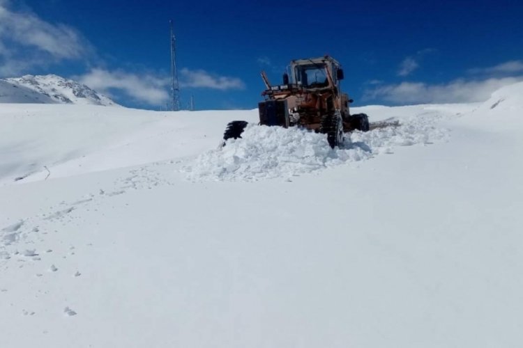 Van ve Hakkari'de 25 yerleşim yerine ulaşım sağlanamıyor