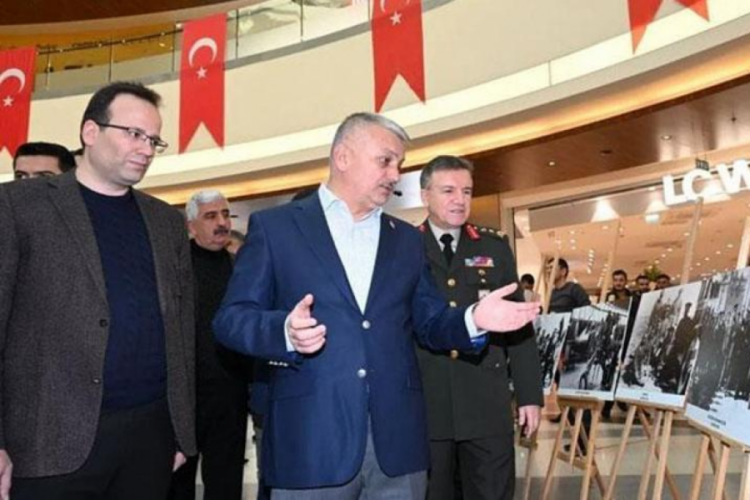 Malatya'da 1923'ten g&uuml;n&uuml;m&uuml;ze kadar T&uuml;rk askerini anlatan sergi a&ccedil;ıldı