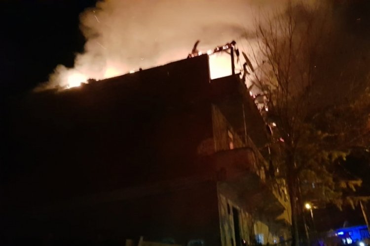 &Ccedil;orum'da korkutan yangın!