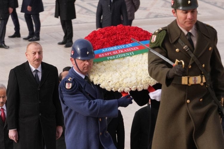 Azerbaycan Cumhurbaşkanı Aliyev, Anıtkabir'i ziyaret etti