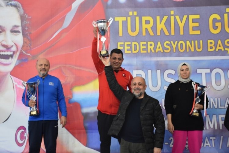 U-17 Kadınlar T&uuml;rkiye G&uuml;reş Şampiyonası sona erdi