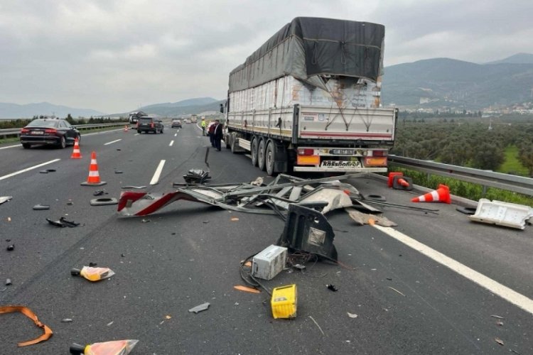 Bursa yolunda bir anlık dalgınlık faciaya neden oluyordu! 1 yaralı...