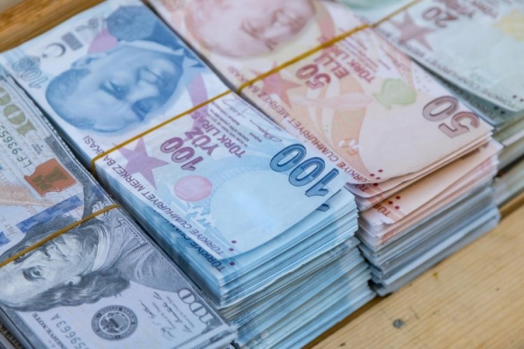 Zam geldi: 8895 TL'ye y&uuml;kseldi