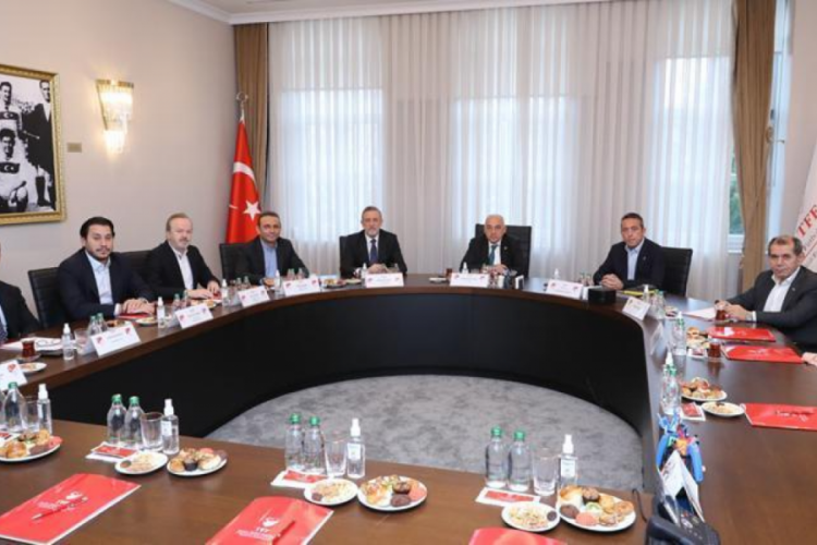 TFF'den yayın ihalesi a&ccedil;ıklaması!