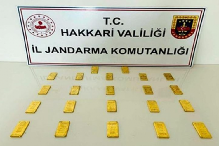 Hakkari'de 22 kilo ka&ccedil;ak k&uuml;l&ccedil;e altın ele ge&ccedil;irildi