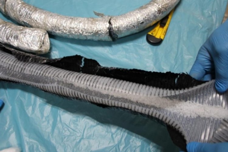 Anadolu Otoyolu'nda otomobilin lastiklerine gizlenmiş 6 kilo uyuşturucu bulundu