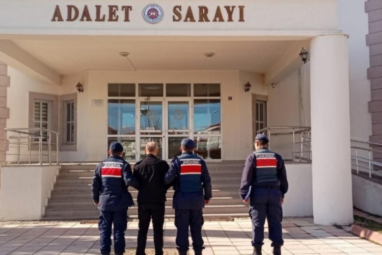 Kastamonu'da 83 ayrı su&ccedil;tan aranan h&uuml;k&uuml;ml&uuml; yakalandı