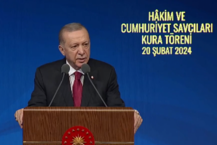 Erdoğan: Adalet, i&ccedil;inde yaşadığımız evrenin ruhudur