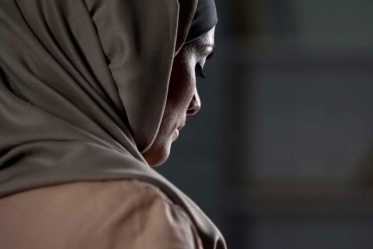 Bel&ccedil;ika'da mahkeme, baş&ouml;rt&uuml;s&uuml; nedeniyle işe alınmayan kişinin itirazını reddetti