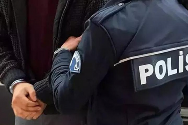 Emniyet m&uuml;d&uuml;r&uuml;n&uuml;n kardeşi ka&ccedil;ak&ccedil;ılıktan g&ouml;zaltında haberleri hakkında a&ccedil;ıklama