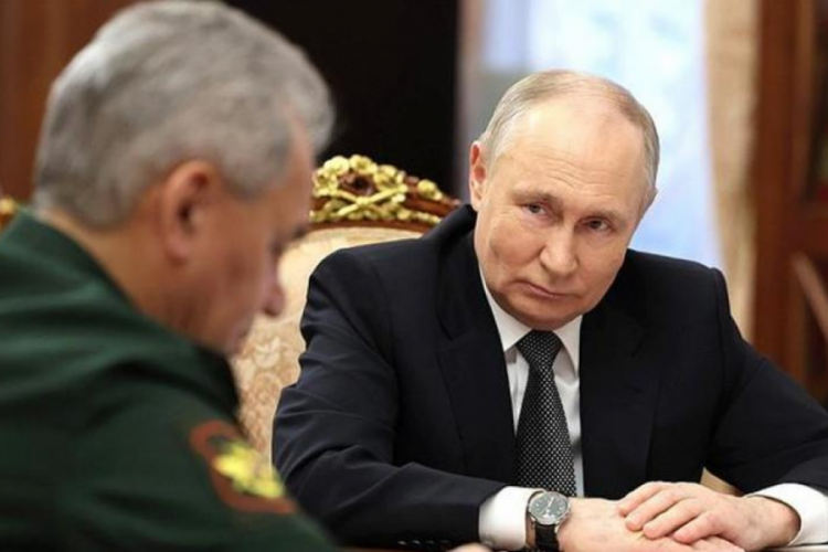 ABD'nin iddialarına Putin'den yanıt!