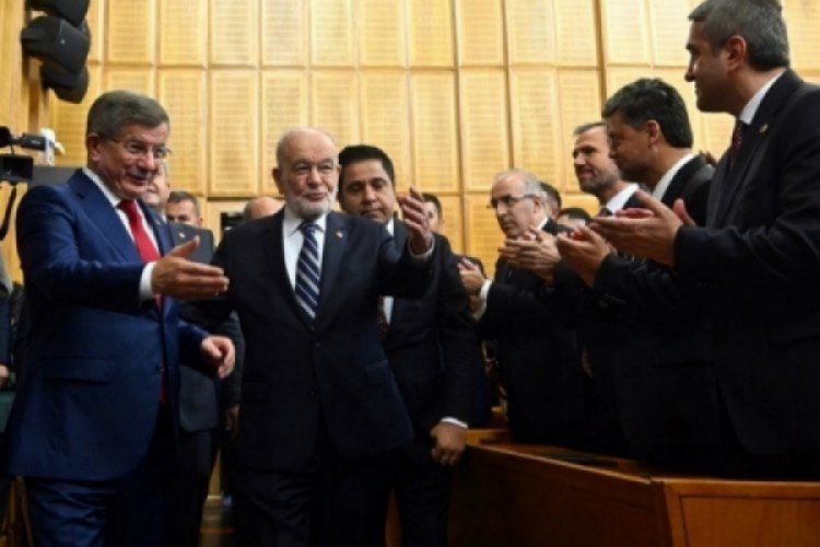 Davutoğlu'ndan Erdoğan'a Gazze tepkisi: İsrail'e yardım eden bir lider olarak anılacak