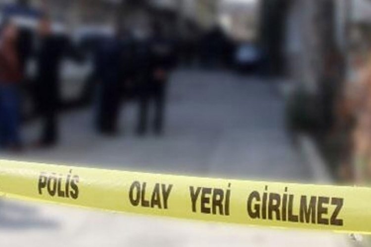 Semtin kıraathanecisi başından vurulmuş halde bulundu