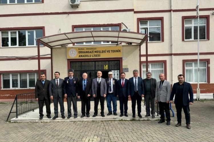 "Vatan ve Kahramanlık Buluşmaları" Projesi ile &Ouml;ğrencilerle Gaziler bir araya geldi