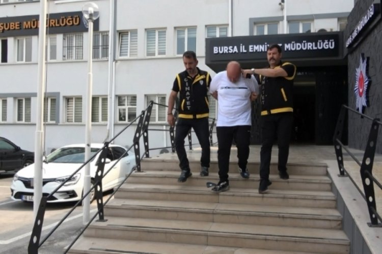 Bursa'da patronunu bı&ccedil;akla &ouml;ld&uuml;ren sanığın yargılandığı davada tanıklar dinlendi