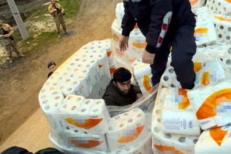 Havlu kolileri arasından 39 ka&ccedil;ak g&ouml;&ccedil;men &ccedil;ıktı