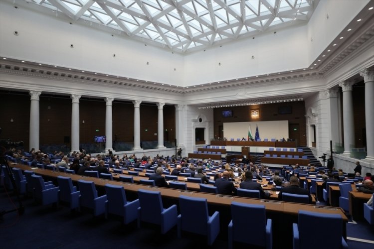 Bulgaristan vatandaşlığı almak i&ccedil;in Bulgarca bilme şartı geliyor