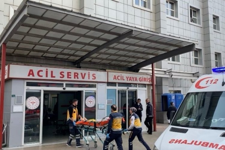 Bursa'da 2 yaşındaki &ccedil;ocuk merdivenden d&uuml;şerek hayatını kaybetti