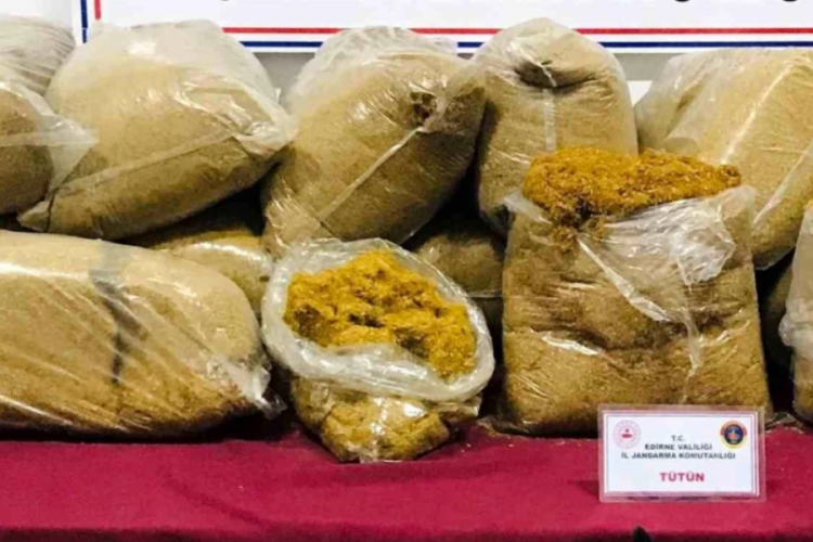 Edirne'de 90 kilo ka&ccedil;ak t&uuml;t&uuml;n ele ge&ccedil;irildi