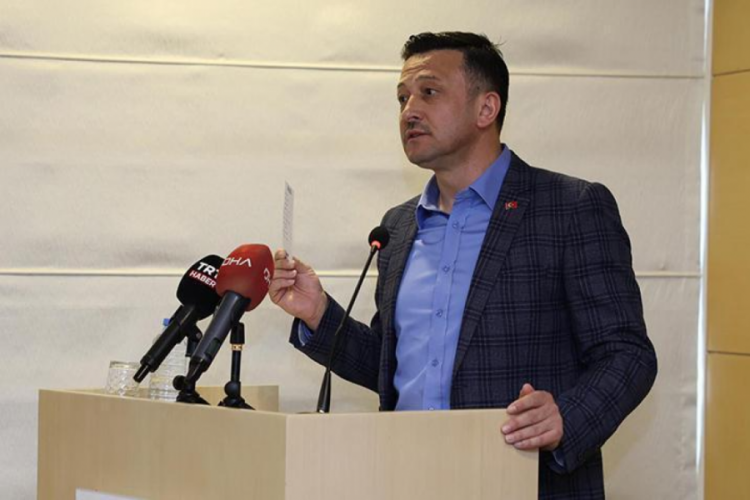 İzmir BBB Adayı Hamza Dağ: Yatırımı teşvik edecek politikaları hayata ge&ccedil;irmeyi taahh&uuml;t ediyorum