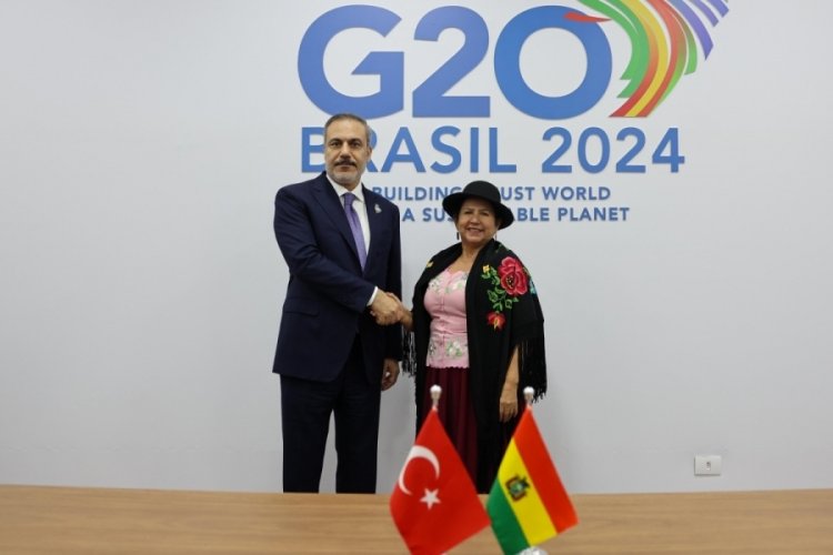 Bakan Fidan, Bolivyalı mevkidaşı ile g&ouml;r&uuml;şt&uuml;