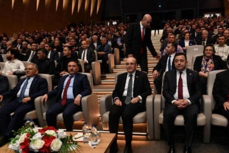 Bakan Şimşek, sanayicilerle buluştu