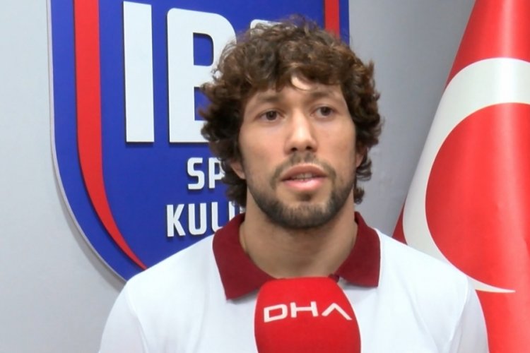 Sel&ccedil;uk Can: Tabiri caizse şeytanın bacağını kırıp olduğum i&ccedil;in &ccedil;ok mutluyum