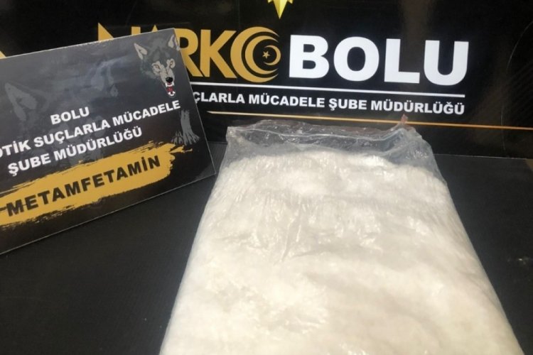 Bolu'da aracında uyuşturucu ele ge&ccedil;irildi! "Ağrılarımı dindirmek i&ccedil;in kullanıyorum"