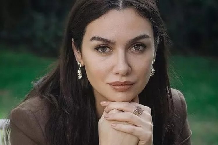 Birce Akalay kimdir? Birce Akalay ka&ccedil; yaşında ve nereli? Ekranlara geri d&ouml;necek mi?