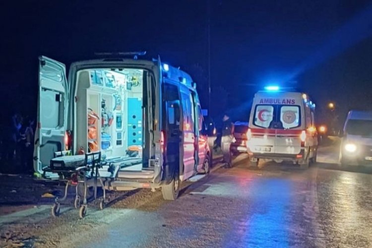 Balıkesir Erdek'te trafik kazası: 2 kişi yaralandı
