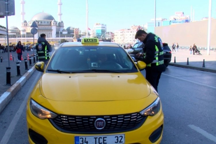 İstanbul'da  taksilere y&ouml;nelik denetim ger&ccedil;ekleştirildi