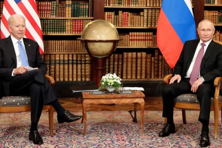 Rusya: Biden'ın Putin hakkındaki ifadeleri "k&uuml;stah&ccedil;a" ve "utan&ccedil; verici"