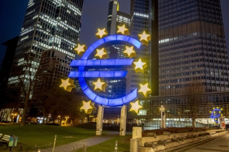 Avrupa Merkez Bankası 2004'ten beri ilk kez zarar etti