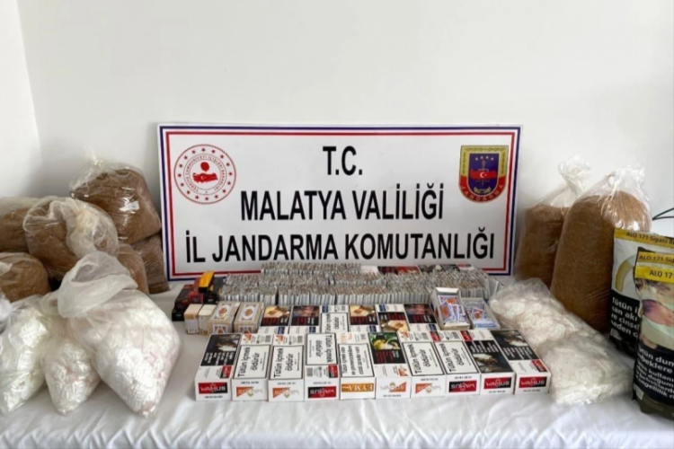 Malatya'da ka&ccedil;ak t&uuml;t&uuml;n operasyonu