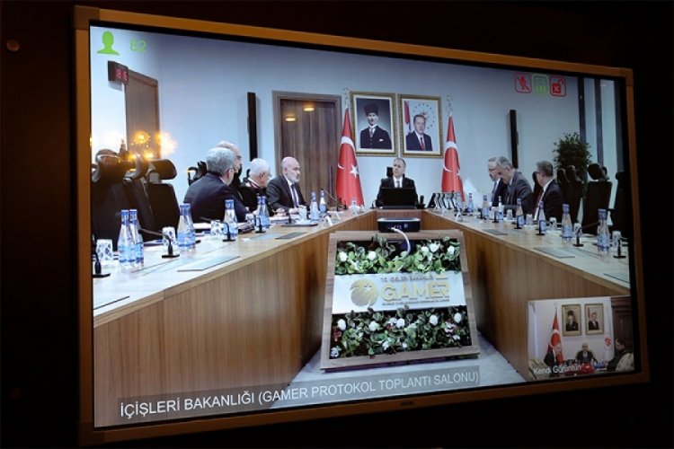 Bakan Yerlikaya, 81 İl'in valileri ile toplantı yaptı!