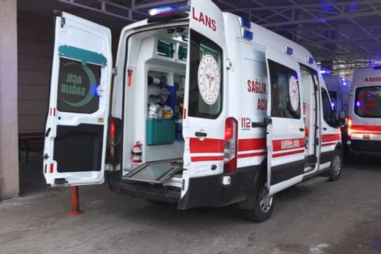 Bartın'da anne ve oğlu aynı g&uuml;n hayatını kaybetti!
