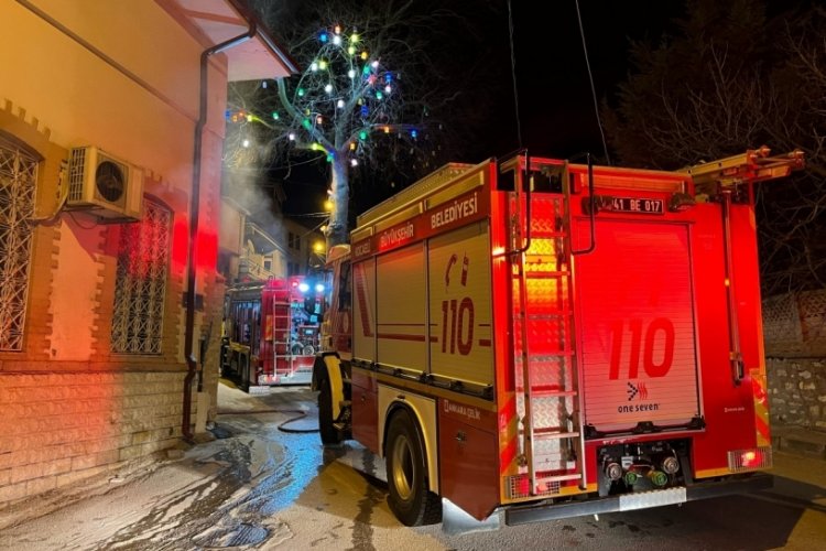 Kocaeli'de camide &ccedil;ıkan yangın korkuttu