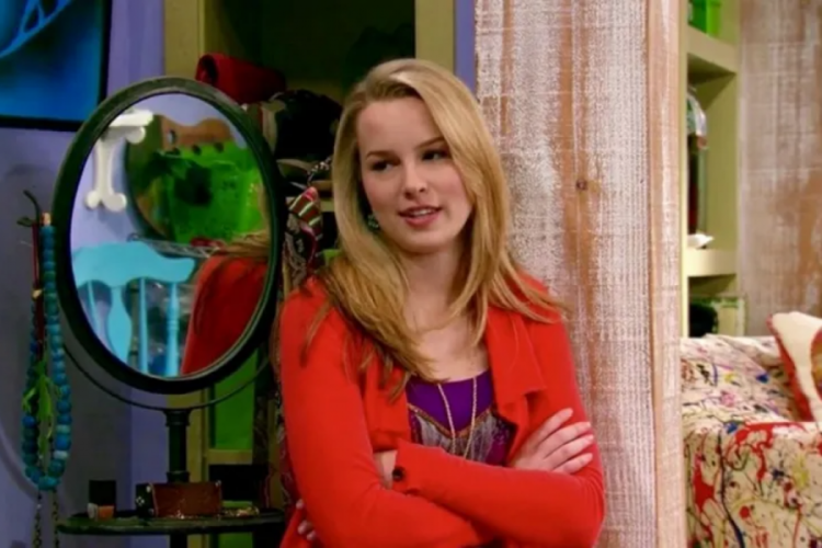 Oyuncu Bridgit Mendler, uzay şirketinin CEO'su oldu
