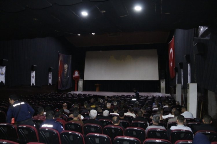 Adana'da h&uuml;k&uuml;ml&uuml;lere sinema etkinliği!