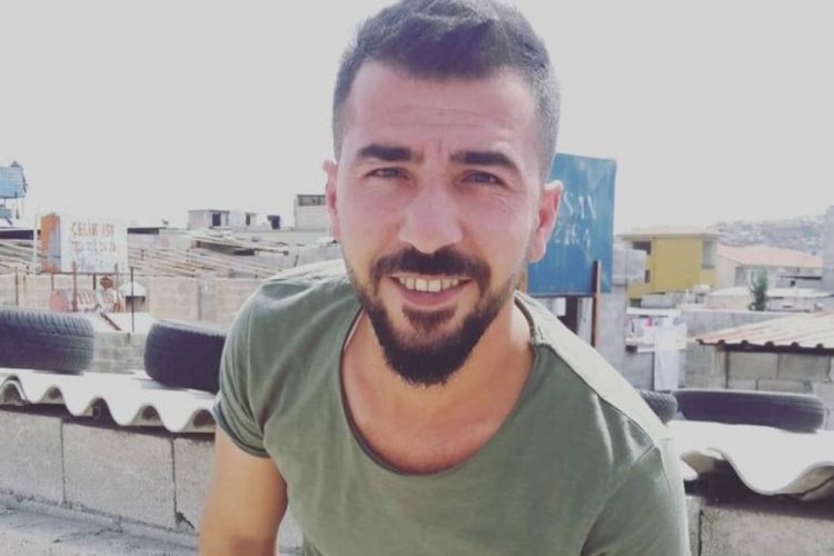 4 &ccedil;ocuk babasına 9 kurşun! Sokak ortasında kanlı infaz