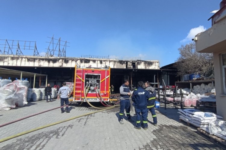 Konya'da sanayi b&ouml;lgesinde yangın
