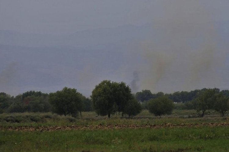 Ermenistan, sınırda Azerbaycan mevzilerine ateş a&ccedil;tı
