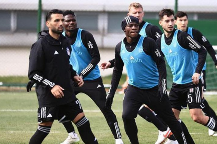 Beşiktaş'ta İstanbulspor hazırlıkları s&uuml;r&uuml;yor