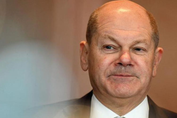 Almanya'da Başbakan Scholz hakkında su&ccedil; duyurusu!